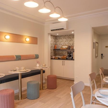 Hotel Avama Prony Parigi Esterno foto