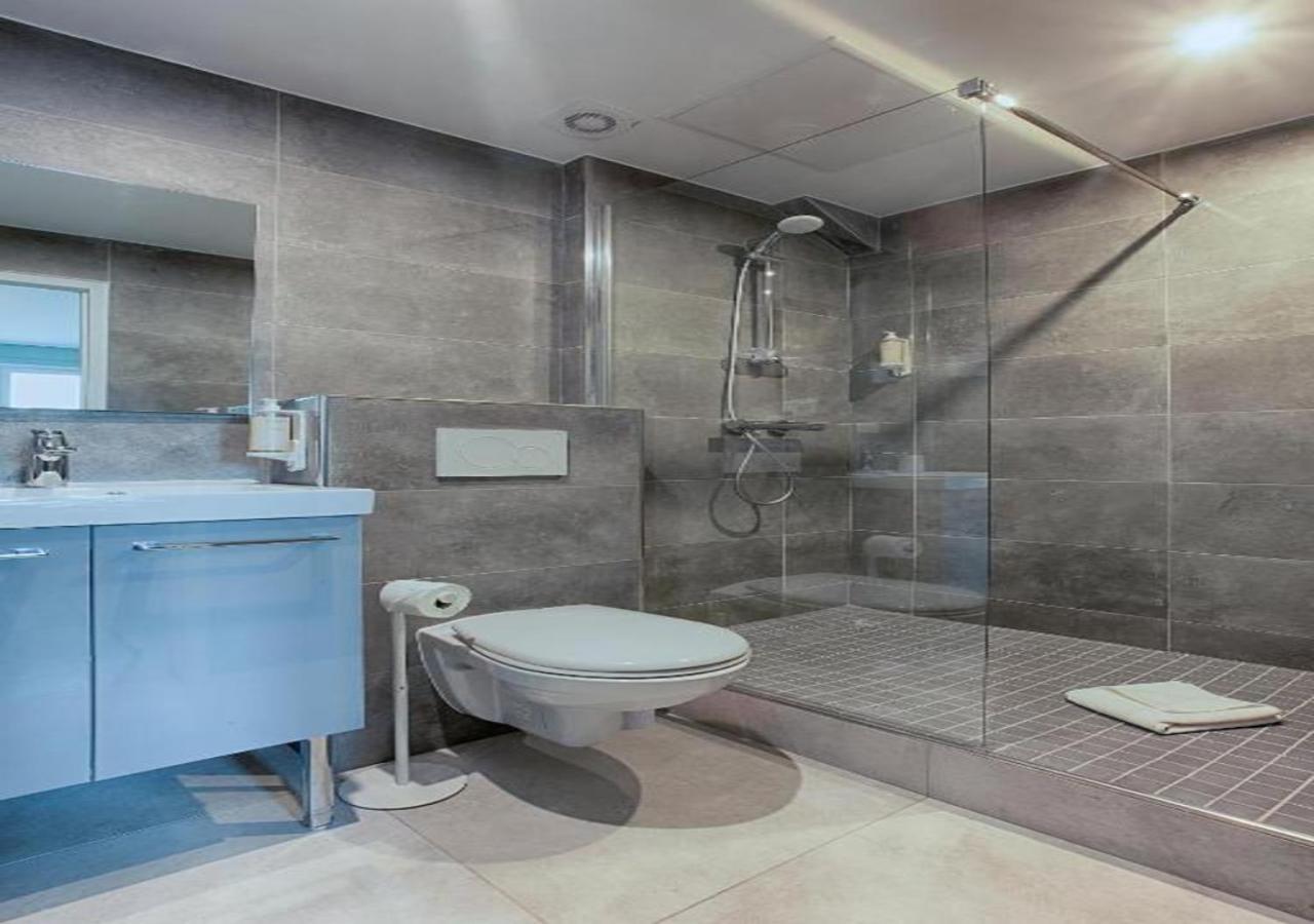 Hotel Avama Prony Parigi Esterno foto