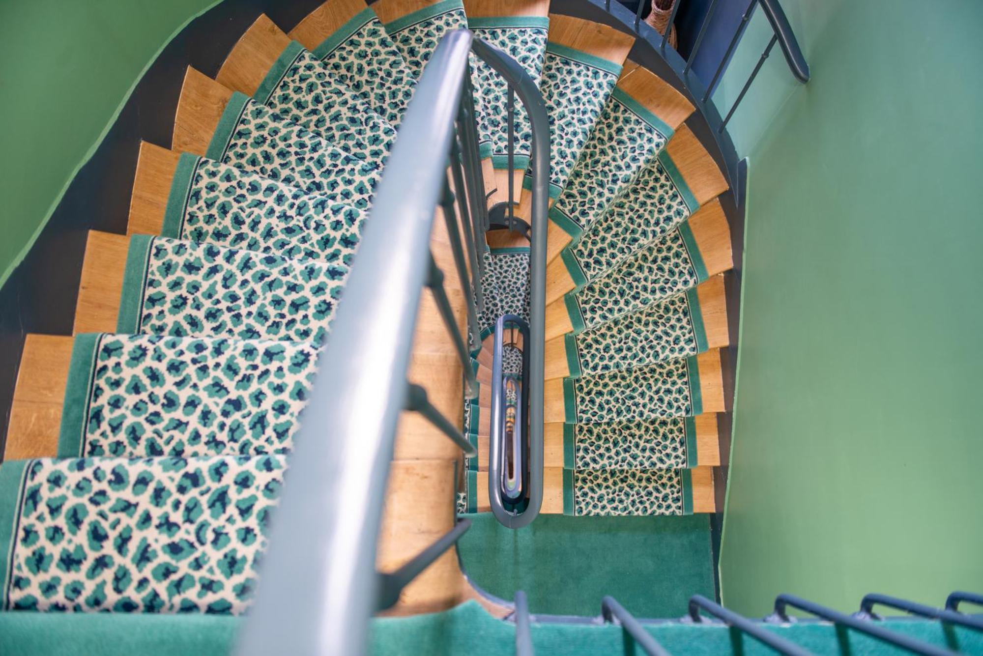 Hotel Avama Prony Parigi Esterno foto