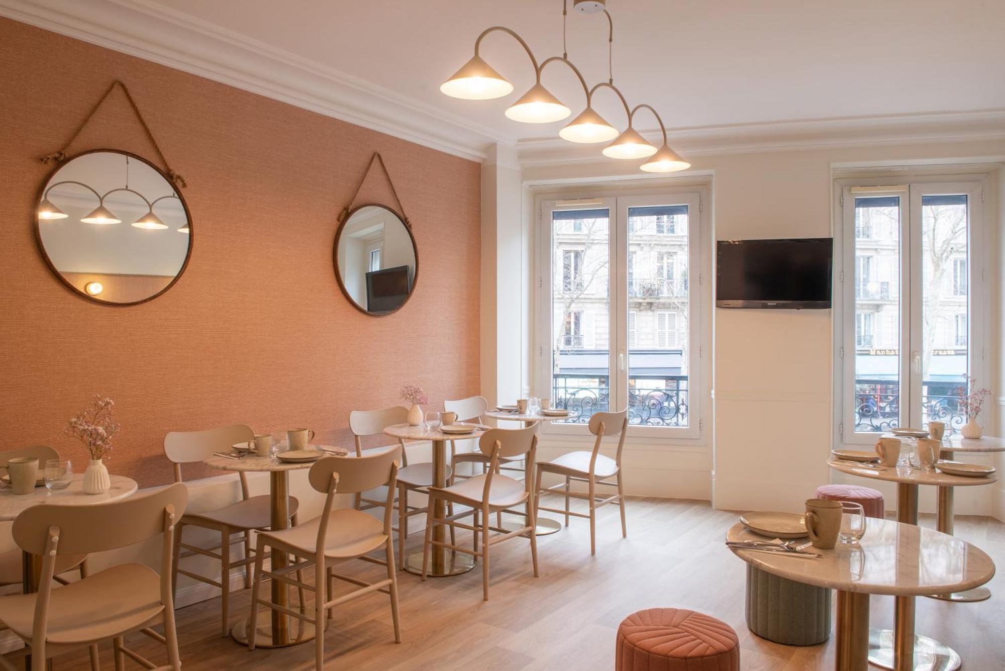 Hotel Avama Prony Parigi Esterno foto